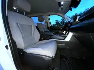 Toyota Tundra 2024 4x4 SR5 4dr CrewMax Cab Pickup SB