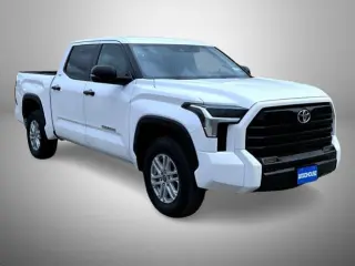 Toyota Tundra 2024 4x4 SR5 4dr CrewMax Cab Pickup SB