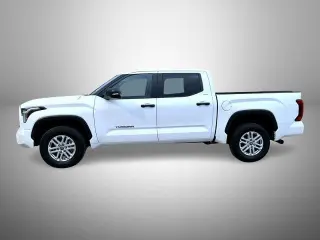 Toyota Tundra 2024 4x4 SR5 4dr CrewMax Cab Pickup SB