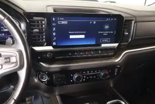 Chevrolet Silverado 1500 2023 4x4 LT Trail Boss Cabina Crew Cab de 4 puertas y caja corta de 5.8 pies