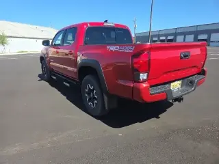 Toyota Tacoma 2019 4x4 SR V6 4 puertas Doble Cabina 5.0 pies SB