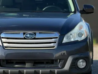 Subaru Outback 2013 AWD 2.5i Premium de 4 puertas, vagoneta, transmisión variable continua (CVT)