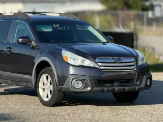 Subaru Outback 2013 AWD 2.5i Premium de 4 puertas, vagoneta, transmisión variable continua (CVT)