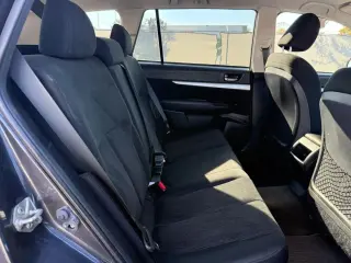 Subaru Outback 2013 AWD 2.5i Premium de 4 puertas, vagoneta, transmisión variable continua (CVT)