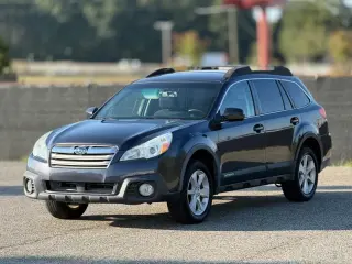 Subaru Outback 2013 AWD 2.5i Premium de 4 puertas, vagoneta, transmisión variable continua (CVT)
