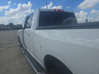 Ram 3500 2019 4x4 Big Horn Cabina Doble de 4 puertas, caja corta de 6.3 pies, rueda trasera sencilla (SRW), camioneta
