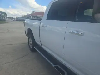 Ram 3500 2019 4x4 Big Horn Cabina Doble de 4 puertas, caja corta de 6.3 pies, rueda trasera sencilla (SRW), camioneta