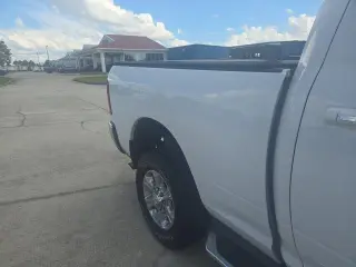 Ram 3500 2019 4x4 Big Horn Cabina Doble de 4 puertas, caja corta de 6.3 pies, rueda trasera sencilla (SRW), camioneta