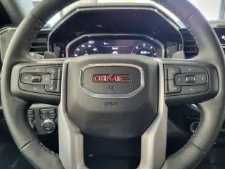 GMC Sierra 1500 2025 4x4 SLT 4 puertas Cabina Doble Caja Corta de 5.8 pies