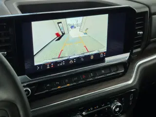 GMC Sierra 1500 2025 4x4 SLT 4 puertas Cabina Doble Caja Corta de 5.8 pies