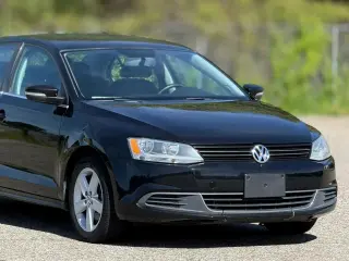 Volkswagen Jetta 2013 TDI Sedán 4 puertas 6A