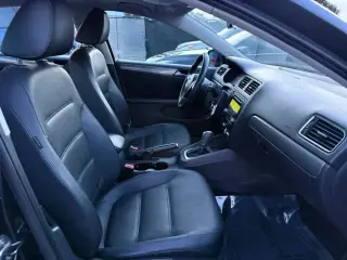 Volkswagen Jetta 2013 TDI Sedán 4 puertas 6A