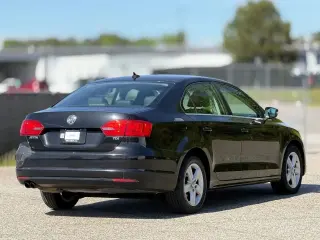 Volkswagen Jetta 2013 TDI Sedán 4 puertas 6A