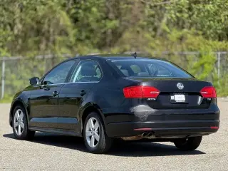 Volkswagen Jetta 2013 TDI Sedán 4 puertas 6A