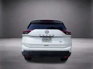 Nissan Rogue 2024 SV 4 puertas crossover
