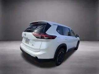 Nissan Rogue 2024 SV 4 puertas crossover