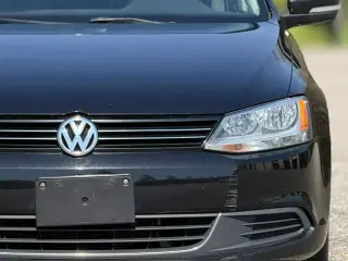 Volkswagen Jetta 2013 SE PZEV Sedán de 4 puertas 6A
