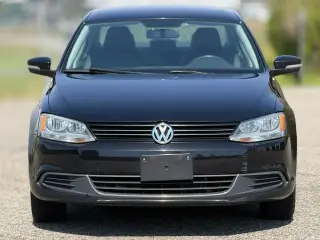 Volkswagen Jetta 2013 SE PZEV Sedán de 4 puertas 6A