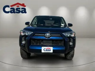 Toyota 4Runner 2023 4x2 SR5 4 puertas SUV