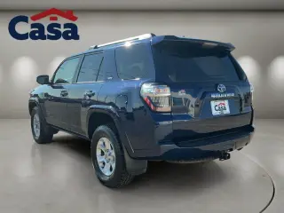 Toyota 4Runner 2023 4x2 SR5 4 puertas SUV