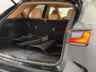 Lexus NX 350 2023 AWD Premium 4 puertas Crossover