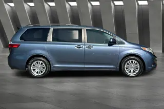 Toyota Sienna 2016 Limited Mini-Van de 4 puertas y 7 pasajeros