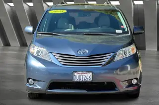 Toyota Sienna 2016 Limited Mini-Van de 4 puertas y 7 pasajeros