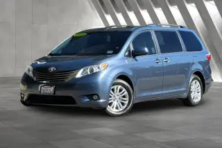 Toyota Sienna 2016 Limited Mini-Van de 4 puertas y 7 pasajeros