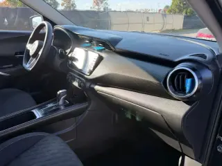 Nissan Kicks 2021 SV Crossover de 4 puertas