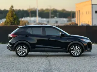 Nissan Kicks 2021 SV Crossover de 4 puertas