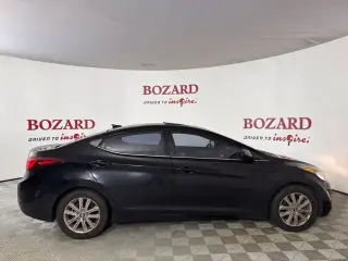Hyundai ELANTRA 2015 SE Sedán 4p 6M