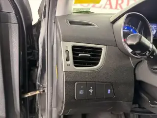 Hyundai ELANTRA 2015 SE Sedán 4p 6M