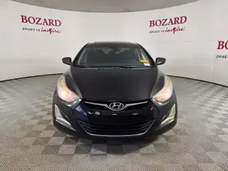 Hyundai ELANTRA 2015 SE Sedán 4p 6M