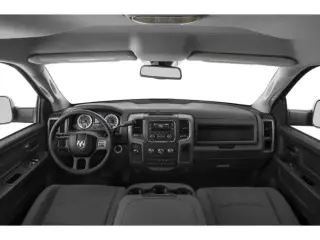 Camioneta Ram 3500 2018 4x4 Laramie de 4 puertas, cabina doble, caja larga de 8 pies y rueda trasera doble