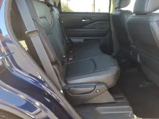Nissan Pathfinder 2025 SL SUV de 4 puertas