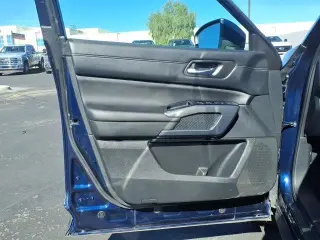 Nissan Pathfinder 2025 SL SUV de 4 puertas