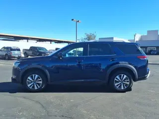 Nissan Pathfinder 2025 SL SUV de 4 puertas