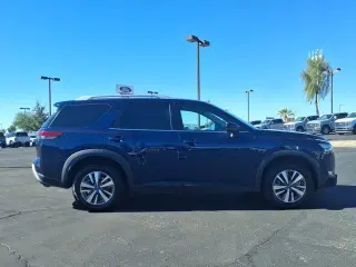 Nissan Pathfinder 2025 SL SUV de 4 puertas