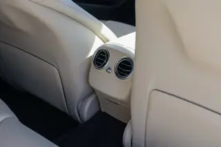 Mercedes-Benz Clase E 2019 E 300 Sedán de 4 puertas