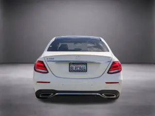 Mercedes-Benz Clase E 2019 E 300 Sedán de 4 puertas