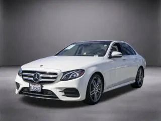 Mercedes-Benz Clase E 2019 E 300 Sedán de 4 puertas