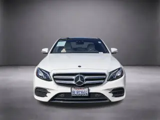 Mercedes-Benz Clase E 2019 E 300 Sedán de 4 puertas