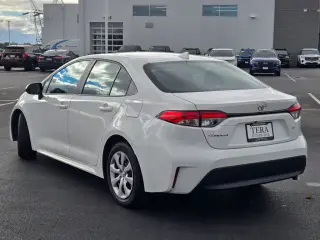 Toyota Corolla 2024 LE Sedán de 4 puertas