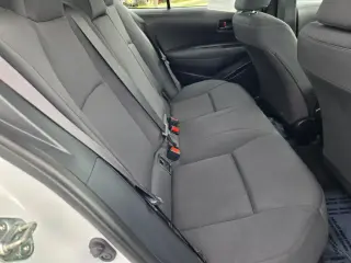 Toyota Corolla 2024 LE Sedán de 4 puertas