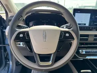 Lincoln Corsair 2024 AWD Reserve 4dr SUV