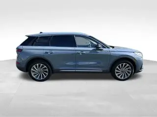 Lincoln Corsair 2024 AWD Reserve 4dr SUV