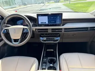 Lincoln Corsair 2024 AWD Reserve 4dr SUV