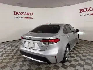 Toyota Corolla 2022 LE 4dr Sedán