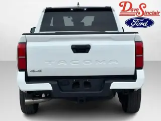 Toyota Tacoma 2025 4x4 SR5 4dr Double Cab 6.1 ft LB
