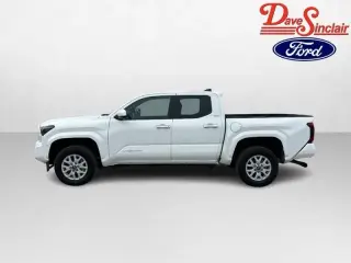 Toyota Tacoma 2025 4x4 SR5 4dr Double Cab 6.1 ft LB